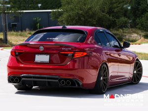 Alfa Romeo Giulia Diffuser - Carbon Fiber - Estremo - Feroce Carbon - Base Model